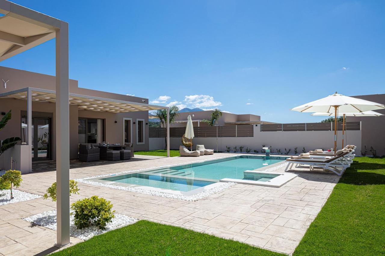 Koin Villa Sunset, With Heated Pool & Whirlpool, By Thinkvilla Perama  Exterior foto